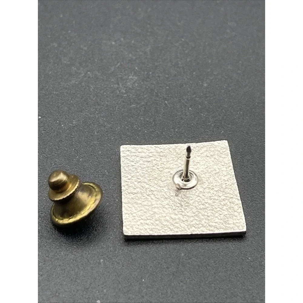 State Of‎ Colorado Mountain Big Horn Lapel Hat Pin
